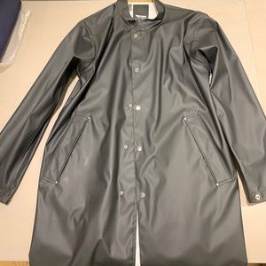 Tretorn Special Edition Black Raincoat